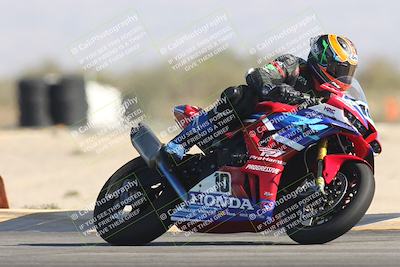 media/Oct-30-2025-Racers Edge (Thu) [[dabbdaf680]]/2-A Group/Session 2 (Turn 16)/